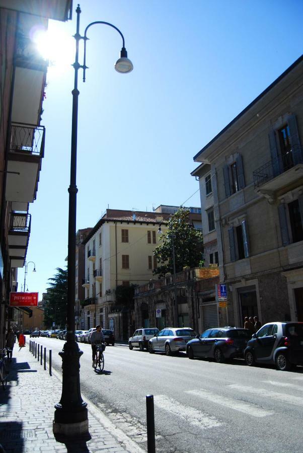 A Casa Di Lola Bed & Breakfast Ascoli Piceno Eksteriør bilde